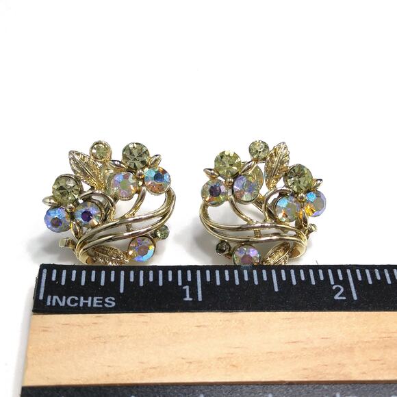 Vintage Lisner Aurora Borealis Rhinestone Earrings, Gold Tone Screw Back, 1950s - Picture 7 of 10